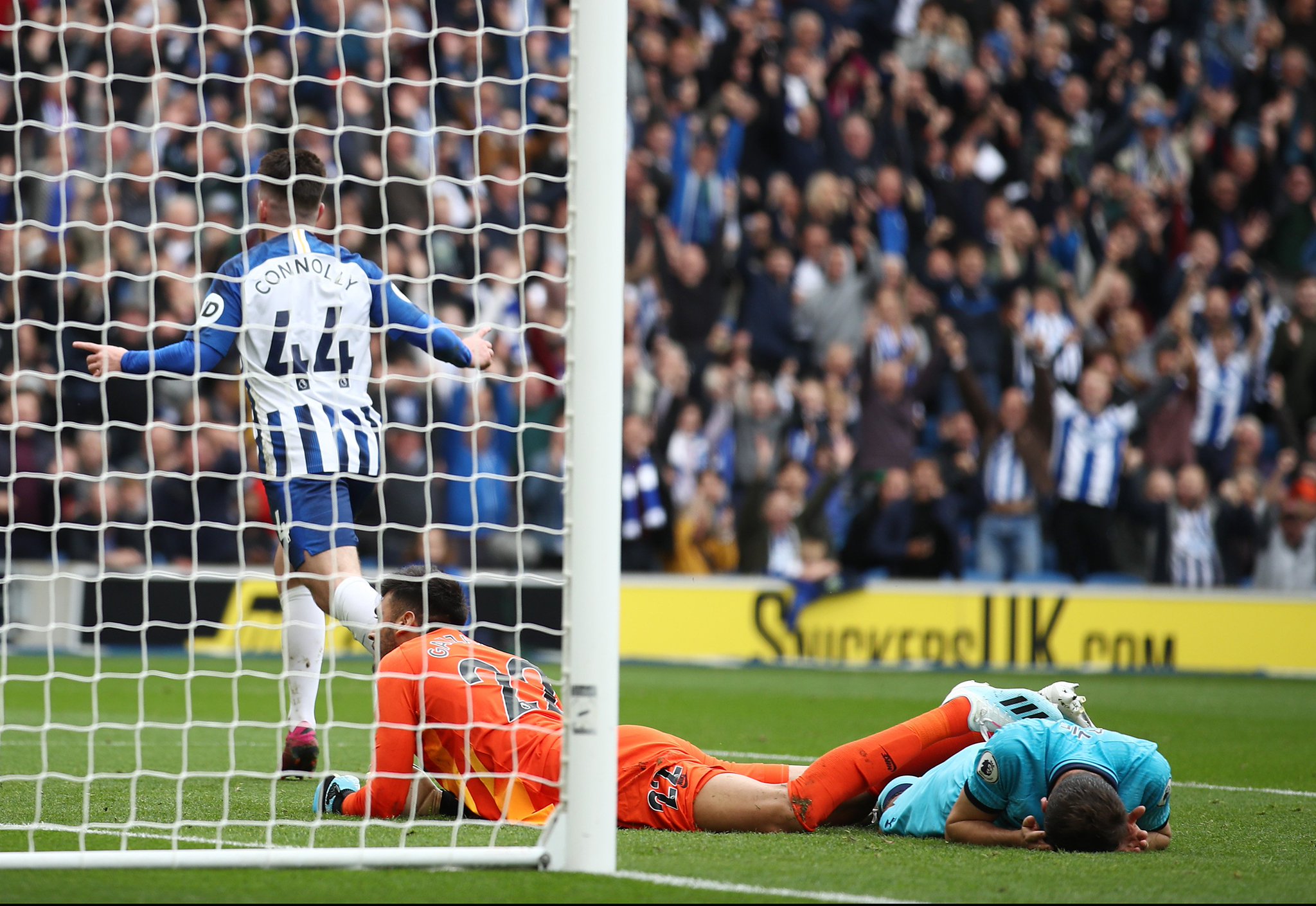 再度展现出 再度展现出